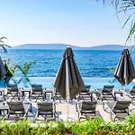 Isolina Hotel 4*