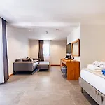 Isolina Hotell 4*